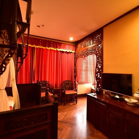 Han Dynasty Boutique Hotel Chengdu Exterior photo