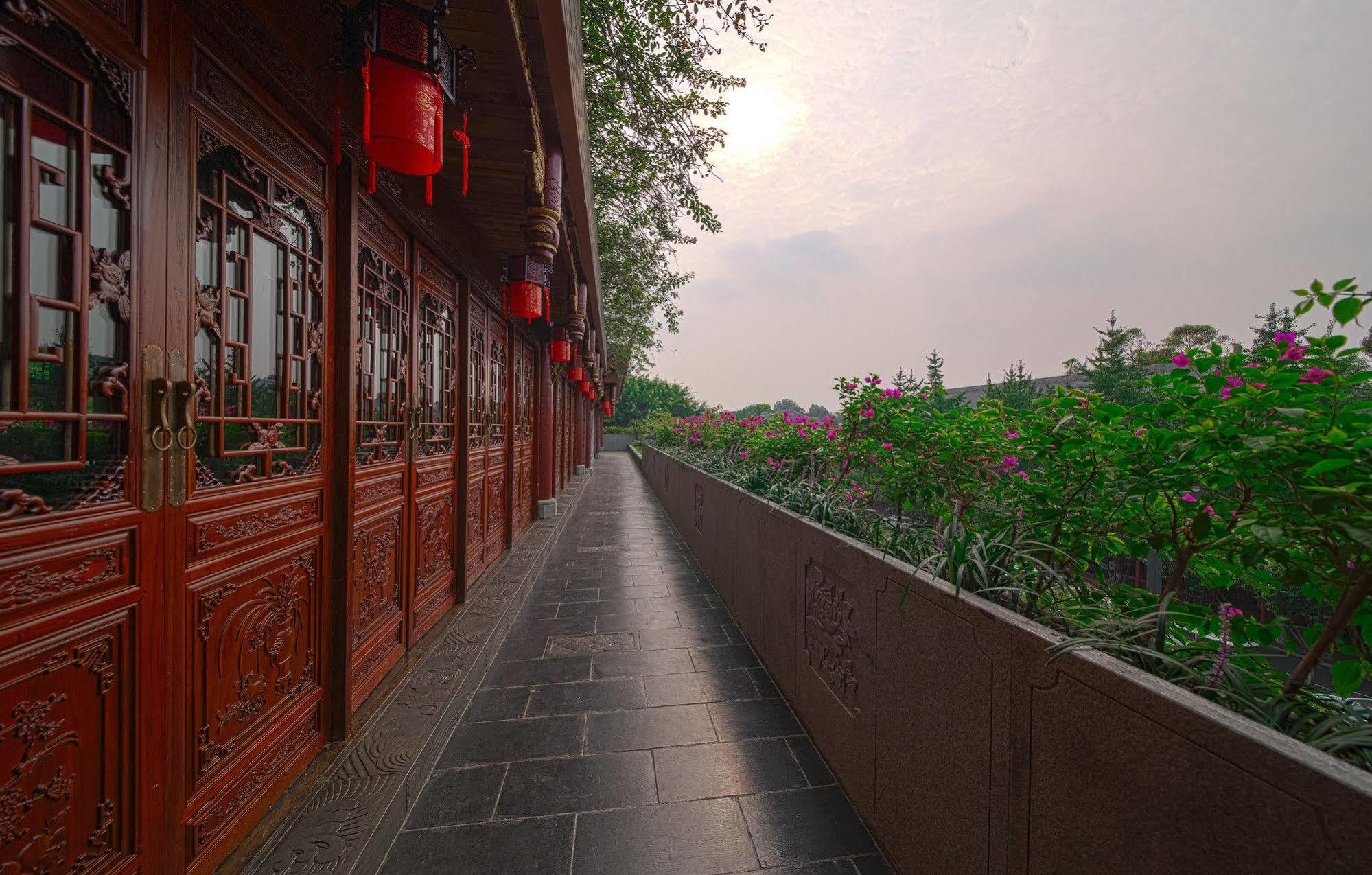 Han Dynasty Boutique Hotel Chengdu Exterior photo